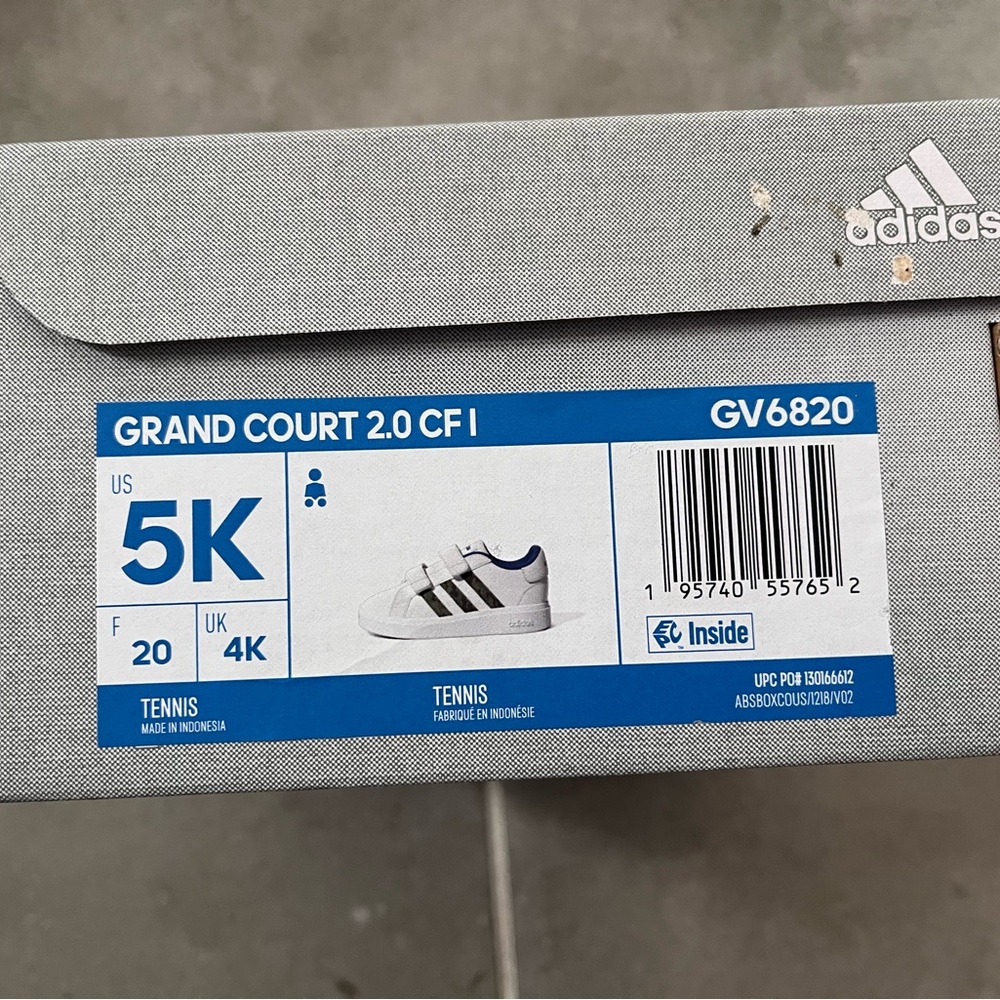 Adidas Kids Grand Court 2.0 Shoes - White and Black size 5K
